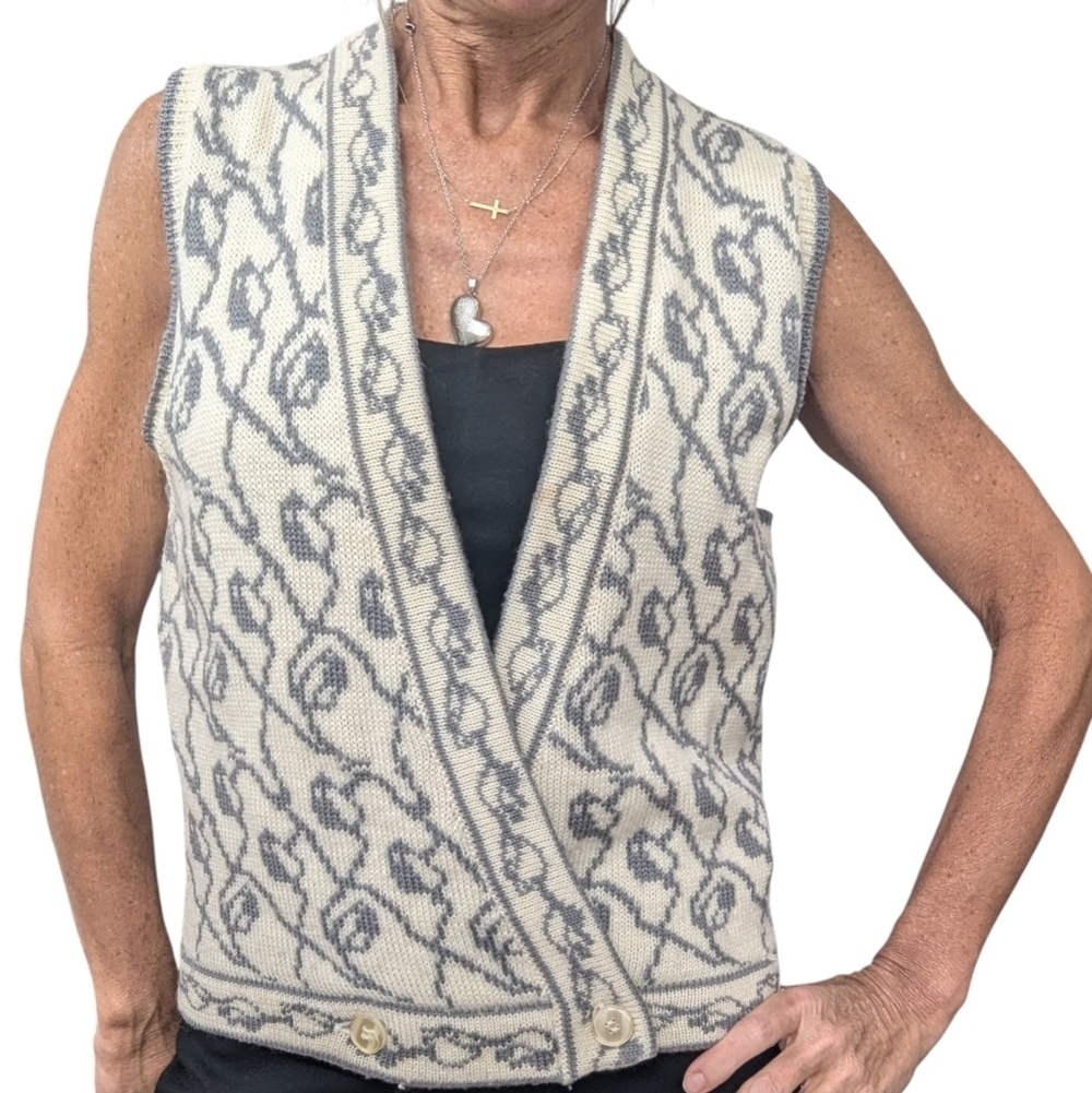 Vintage 80s Evan Picone 100% Wool Sweater Vest Ivory Gray Medium